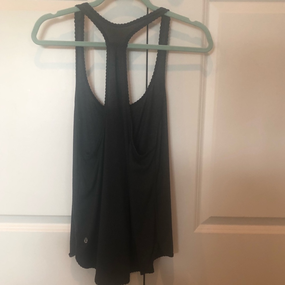 Lululemon singlet
